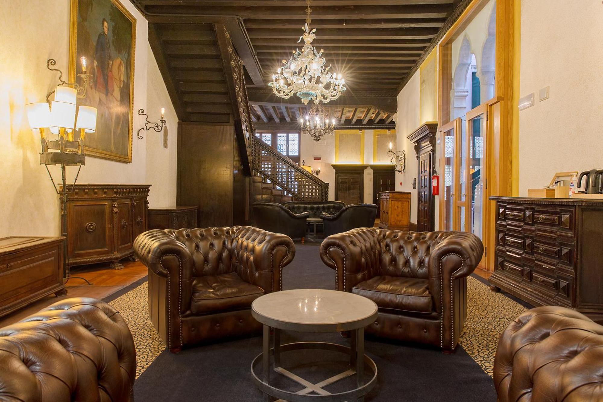 Hotel Saturnia&international