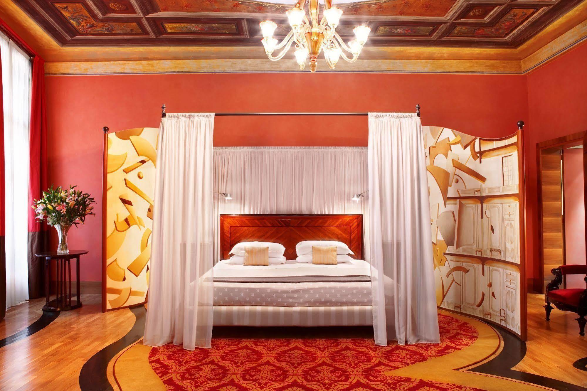 Saturnia&international Hotel 4*